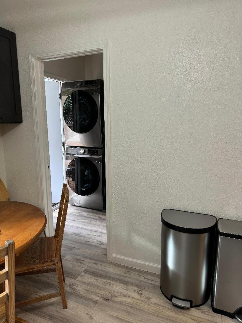 Bumblebee House Appartement Oakland Buitenkant foto